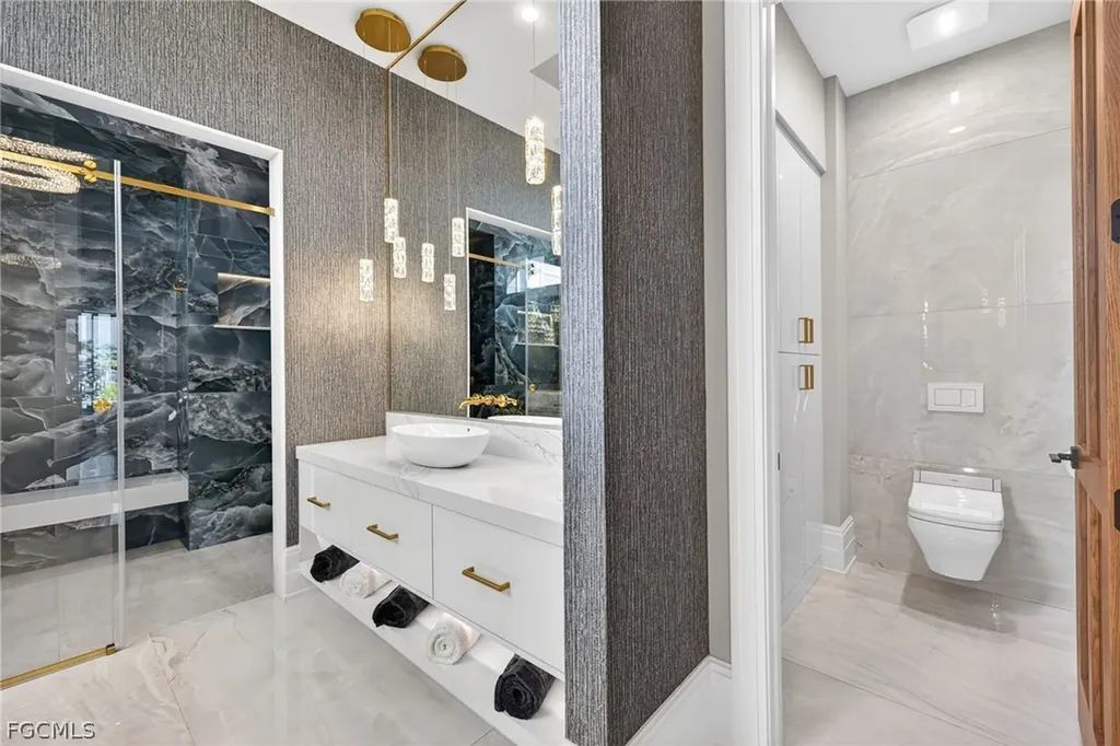 105 SW 51st Terrace Cape Coral FL 33914