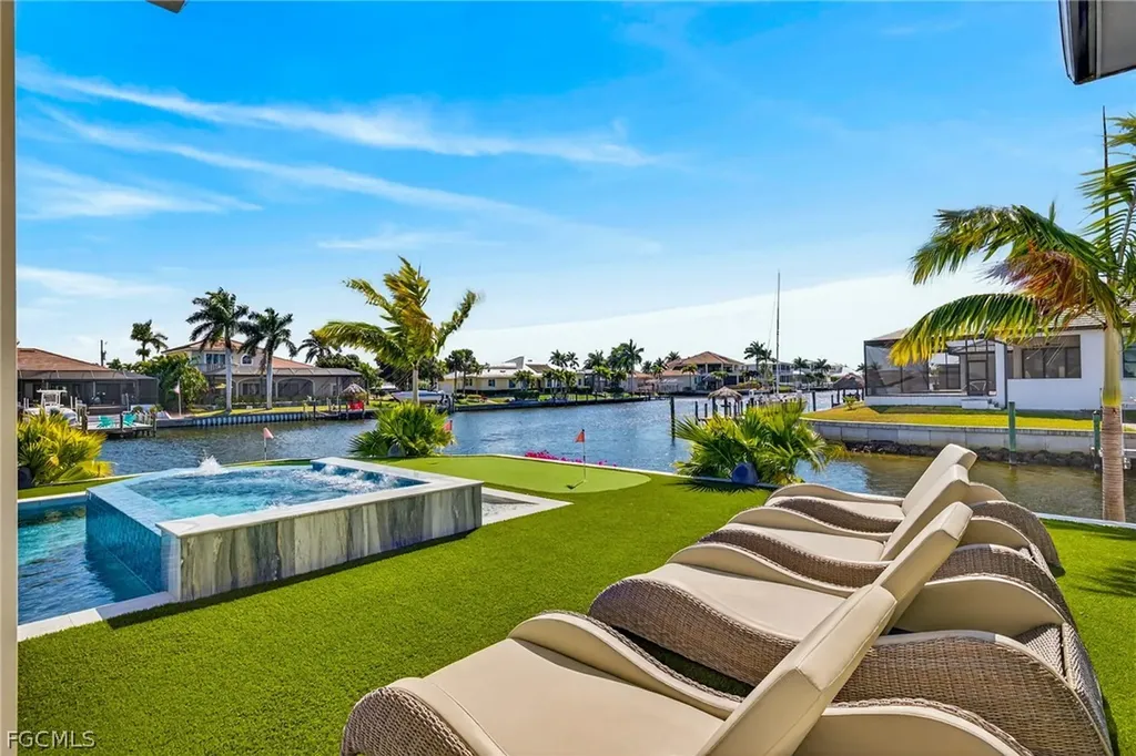 105 SW 51st Terrace Cape Coral FL 33914