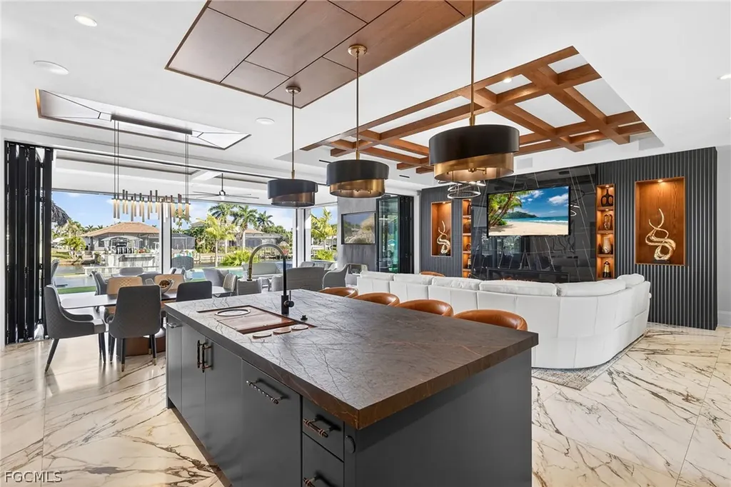 105 SW 51st Terrace Cape Coral FL 33914