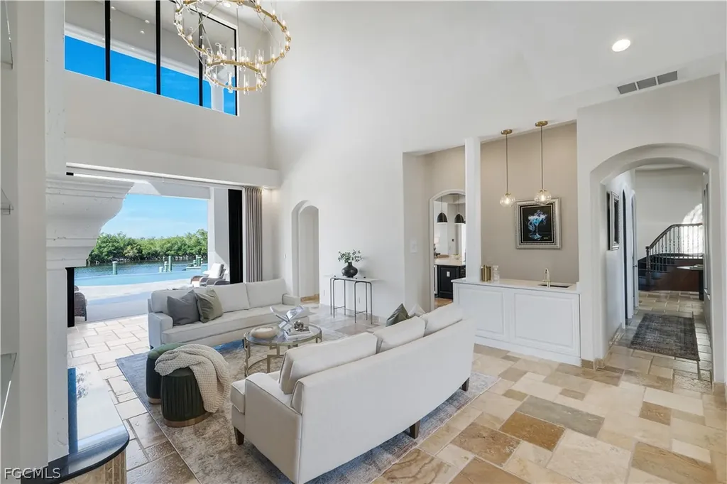 4842 SW 29th Avenue Cape Coral FL 33914