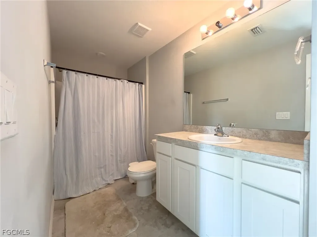 2507 NW 8th Place Cape Coral FL 33993