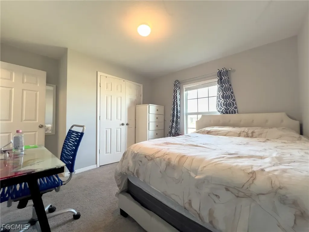 2507 NW 8th Place Cape Coral FL 33993