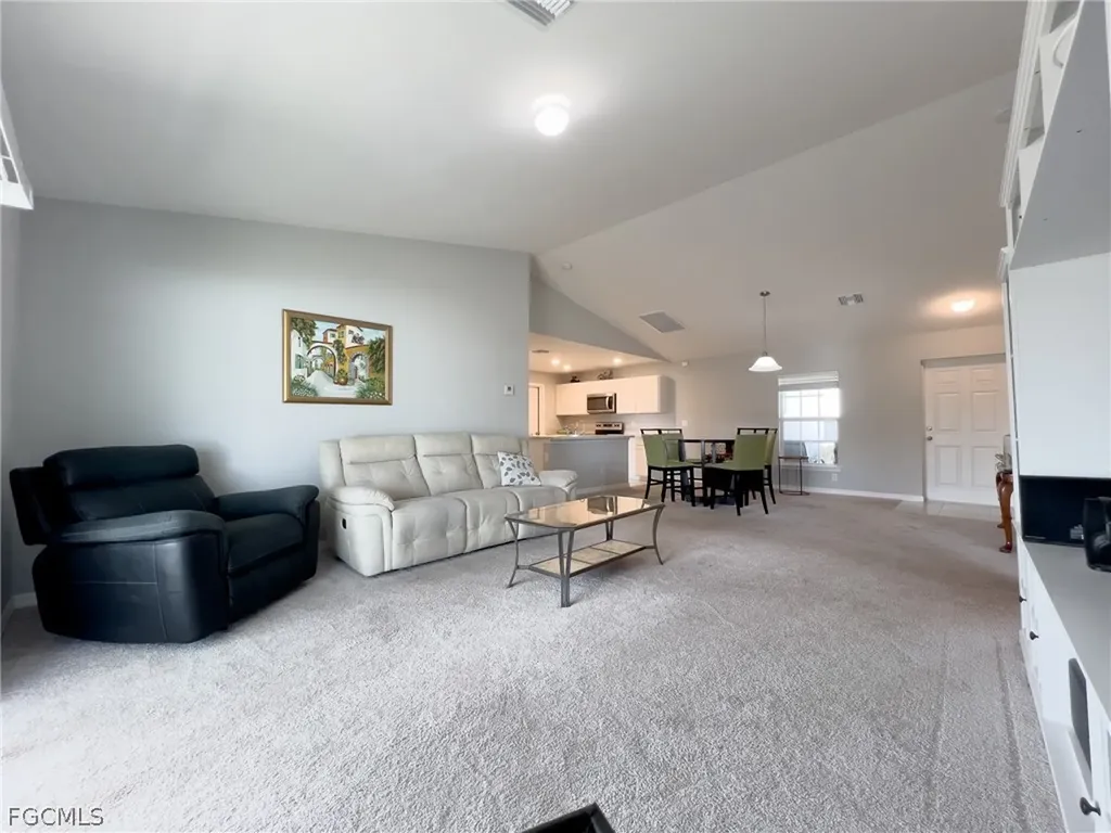 2507 NW 8th Place Cape Coral FL 33993