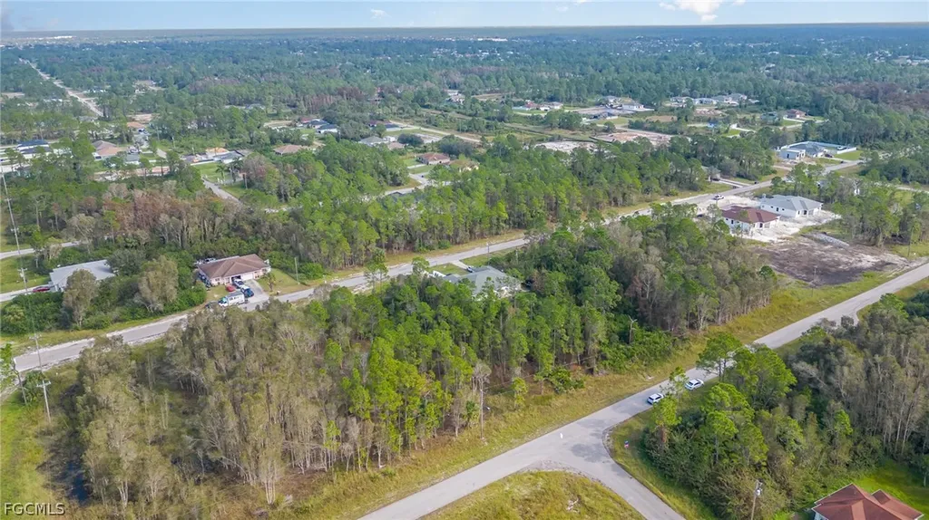 609-611 Ladd Street Lehigh Acres FL 33974
