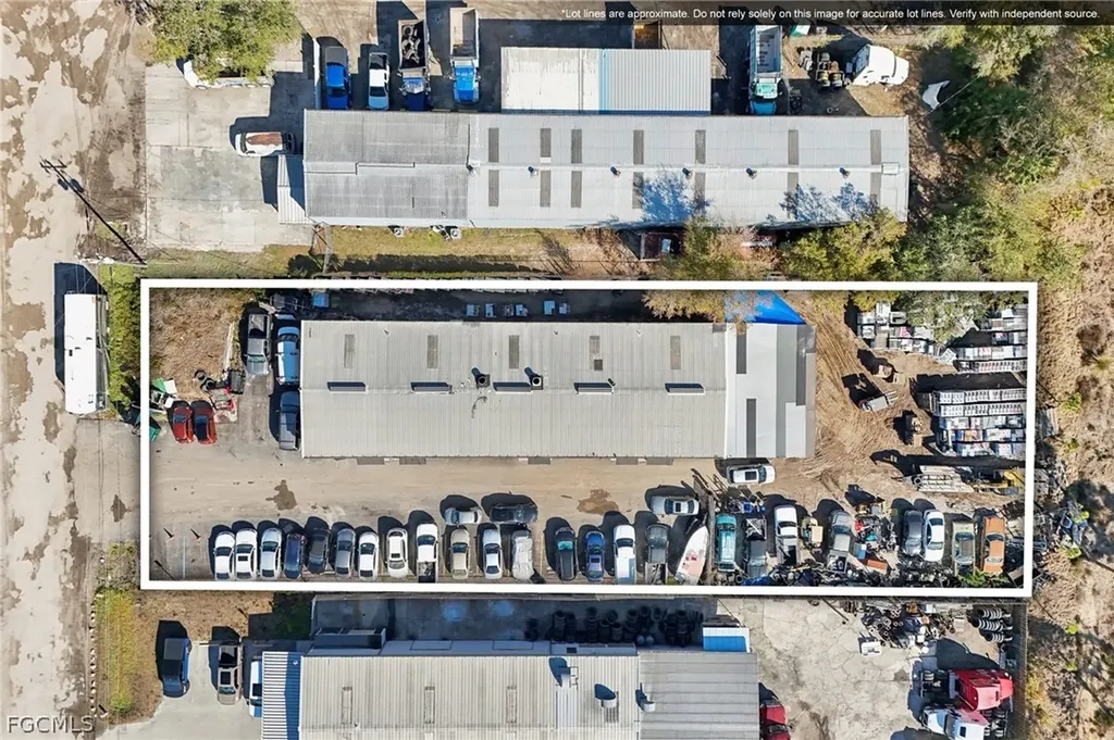 7521 Aluminum Road North Fort Myers FL 33903