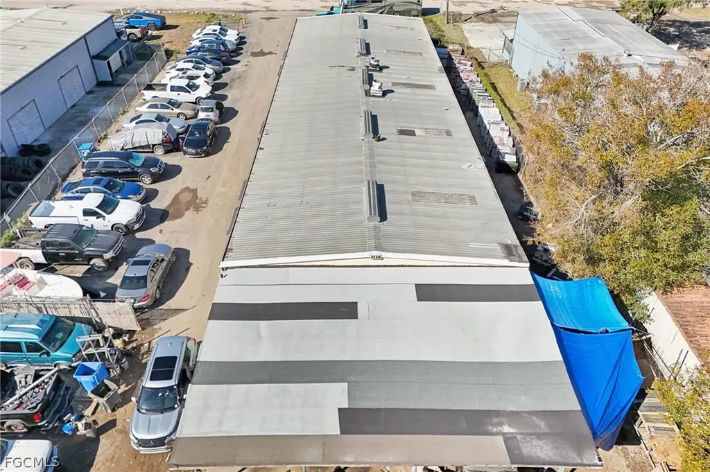 7521 Aluminum Road North Fort Myers FL 33903
