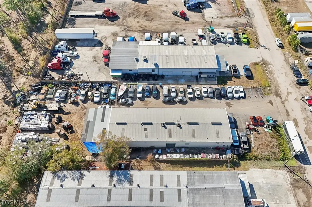 7521 Aluminum Road North Fort Myers FL 33903
