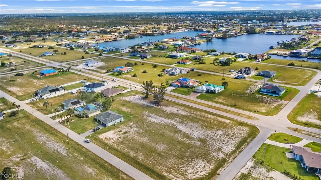 4426 NW 32nd Street Cape Coral FL 33993