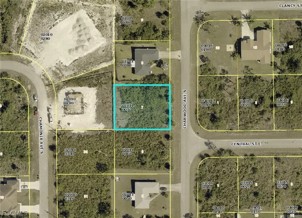 386 Charwood Avenue S Lehigh Acres FL 33974