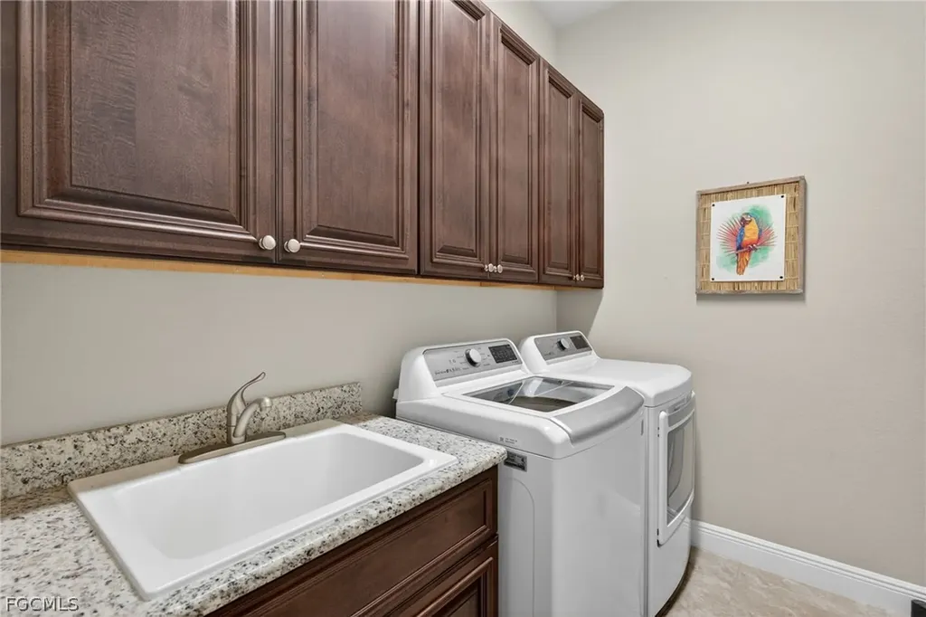 1236 NE 40th Street Cape Coral FL 33909