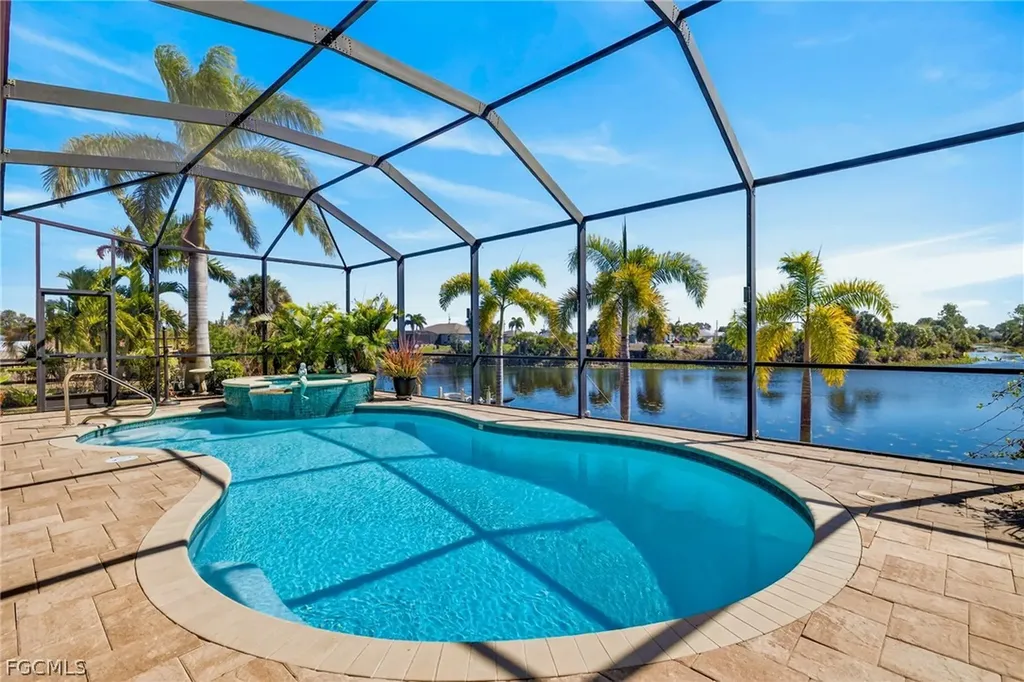 1236 NE 40th Street Cape Coral FL 33909