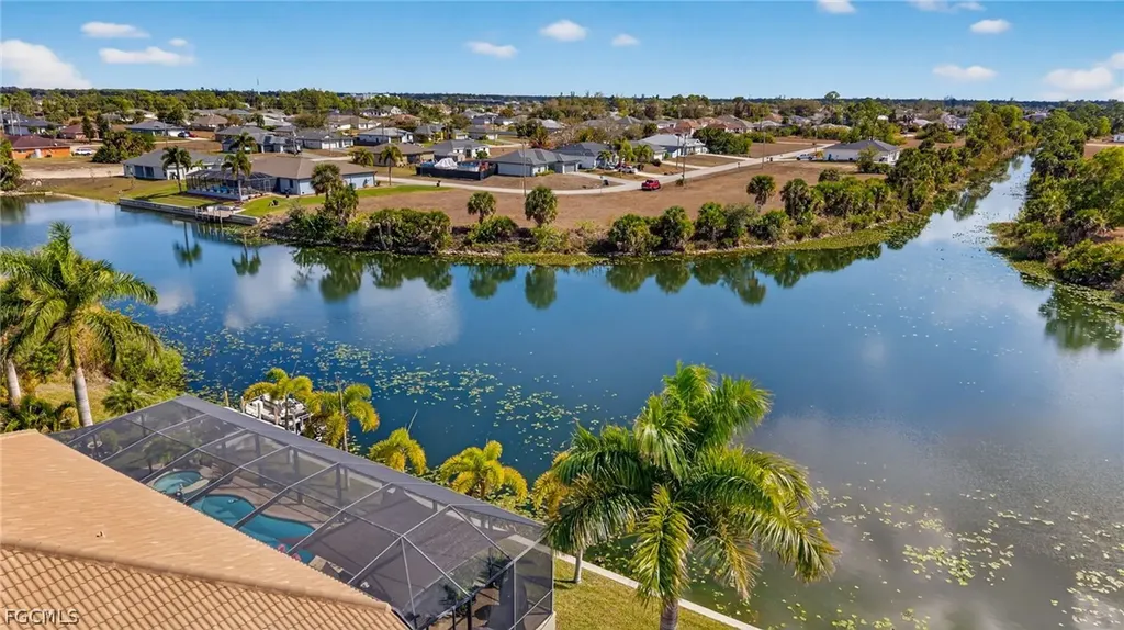 1236 NE 40th Street Cape Coral FL 33909