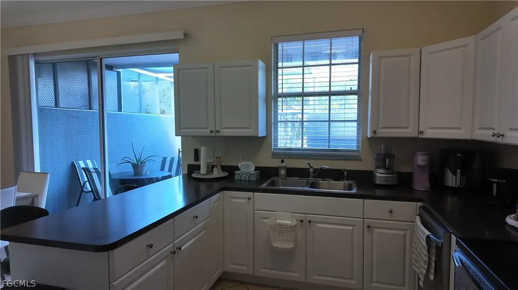 3829 Schoolhouse Road E Fort Myers FL 33916