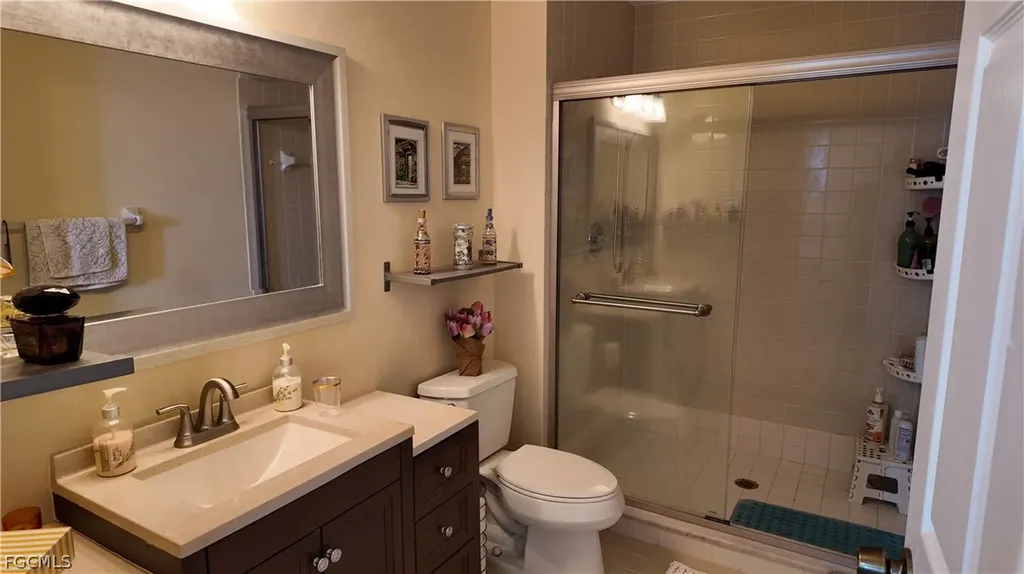 3829 Schoolhouse Road E Fort Myers FL 33916