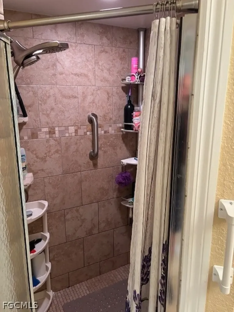 303 Wilmington Parkway Cape Coral FL 33993
