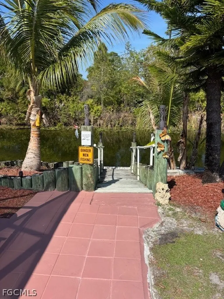 303 Wilmington Parkway Cape Coral FL 33993