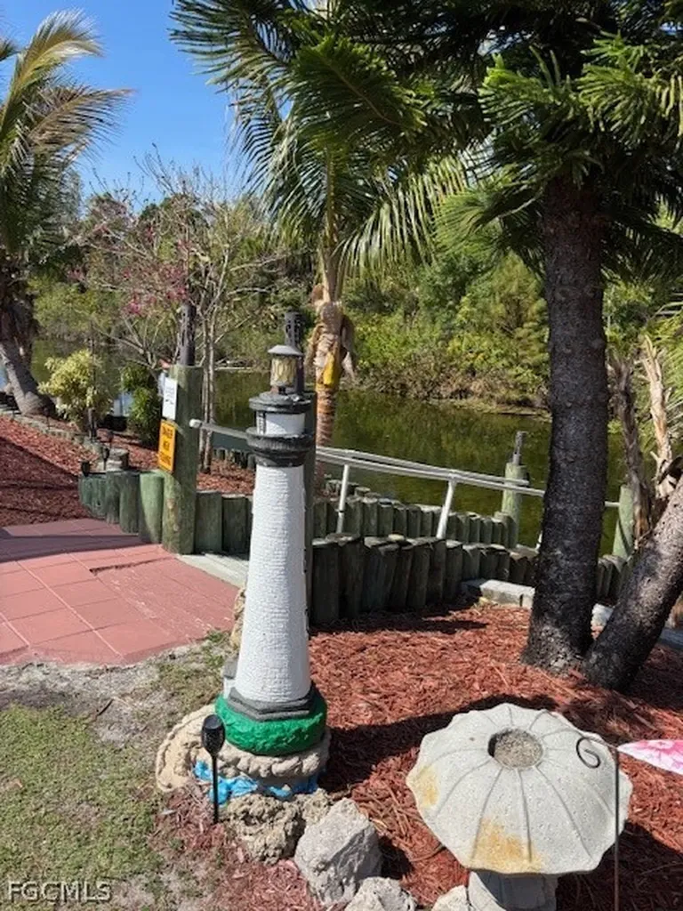 303 Wilmington Parkway Cape Coral FL 33993