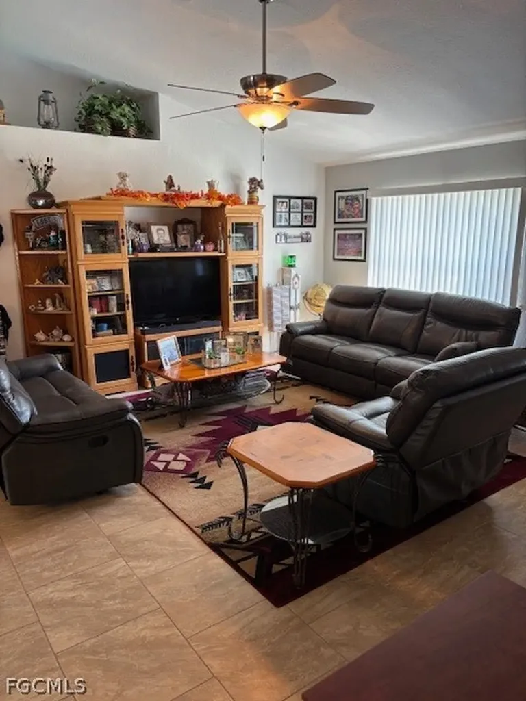 303 Wilmington Parkway Cape Coral FL 33993