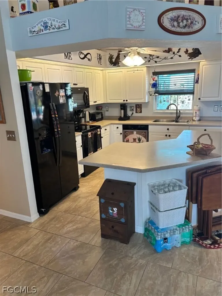 303 Wilmington Parkway Cape Coral FL 33993