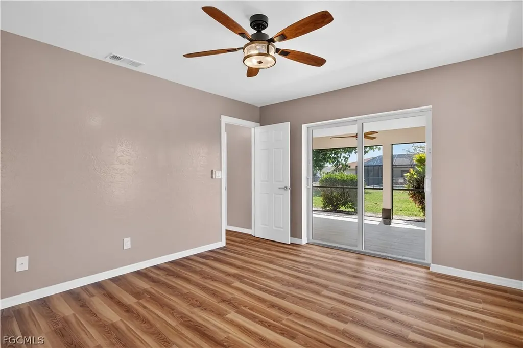 1308 SE 33rd Street Cape Coral FL 33904