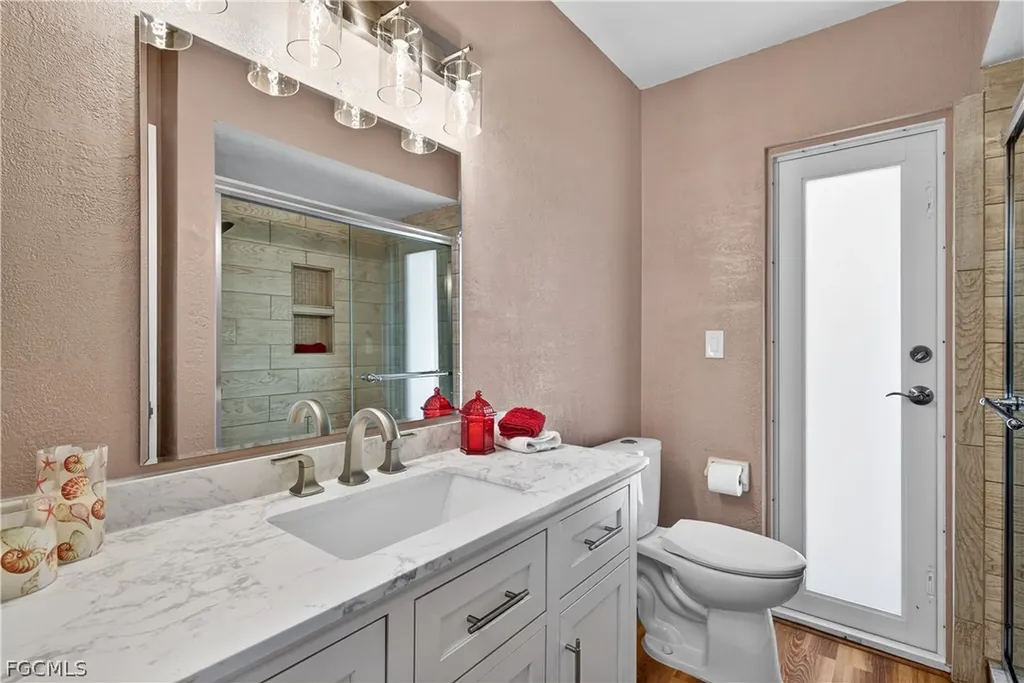 1308 SE 33rd Street Cape Coral FL 33904