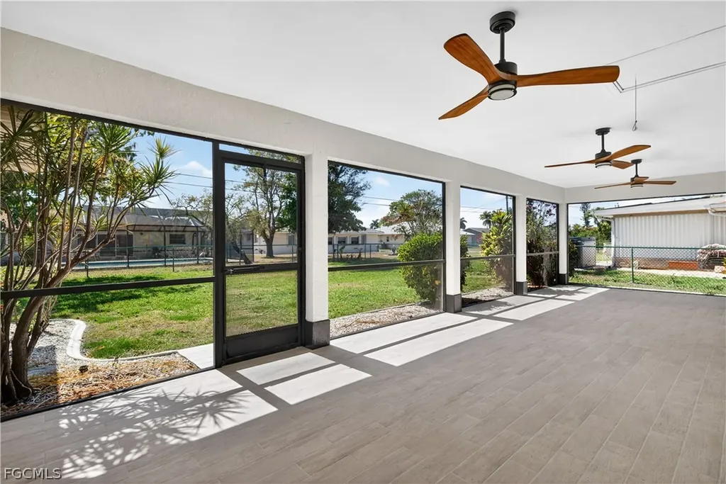 1308 SE 33rd Street Cape Coral FL 33904