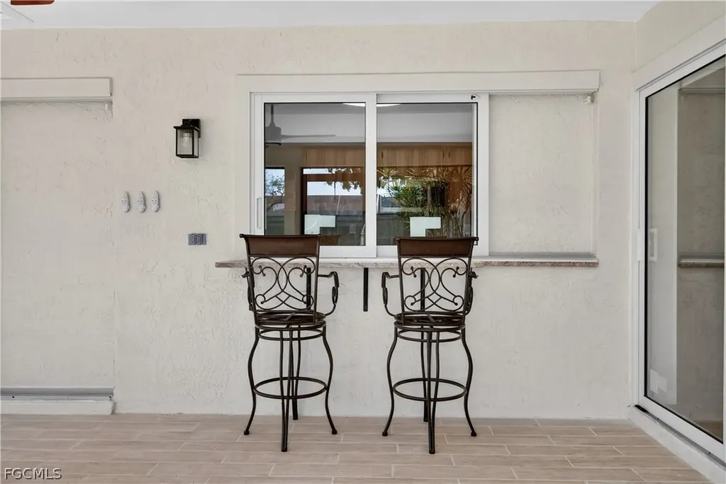 1308 SE 33rd Street Cape Coral FL 33904