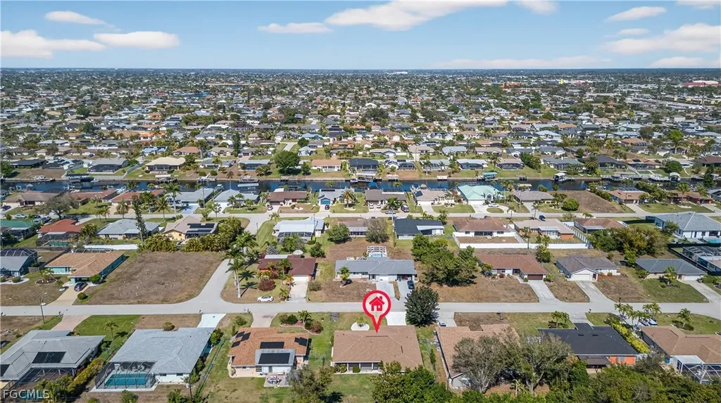 1308 SE 33rd Street Cape Coral FL 33904