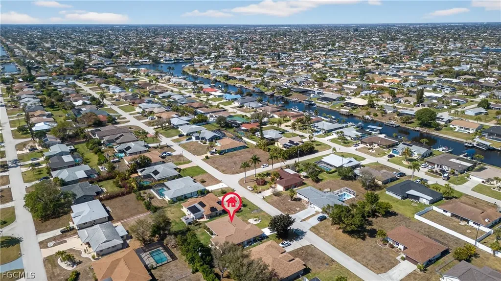1308 SE 33rd Street Cape Coral FL 33904
