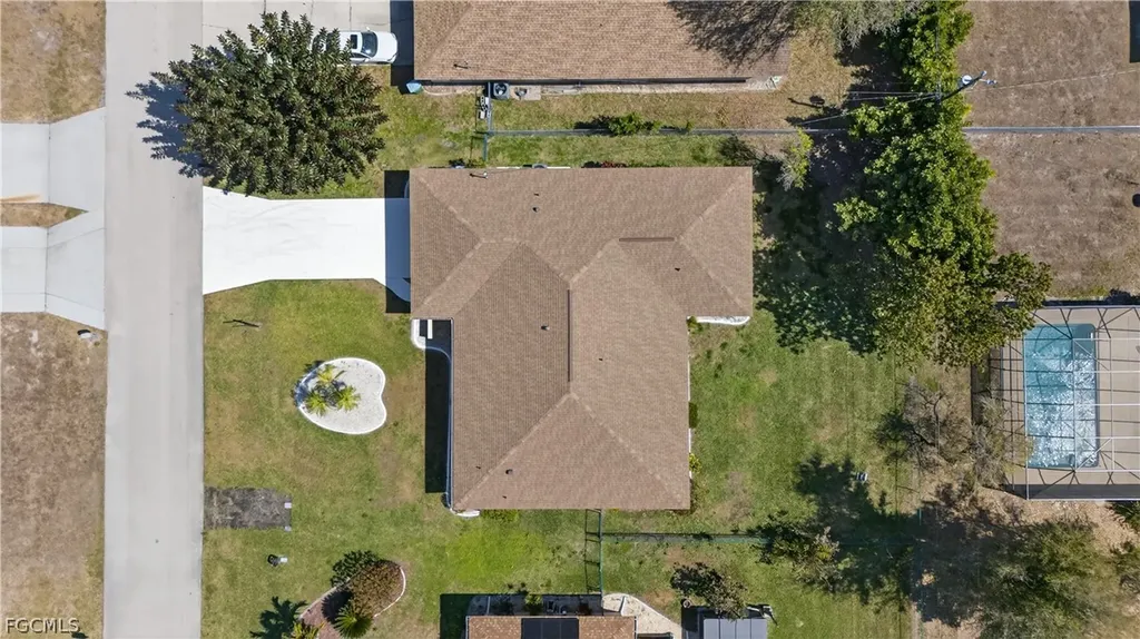 1308 SE 33rd Street Cape Coral FL 33904