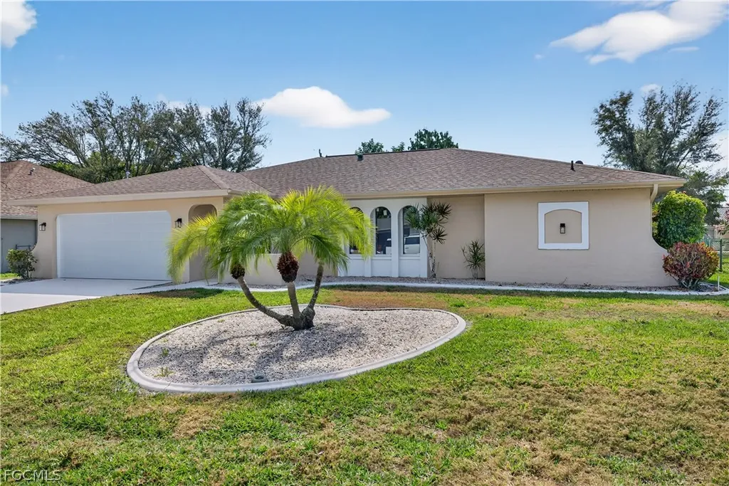 1308 SE 33rd Street Cape Coral FL 33904