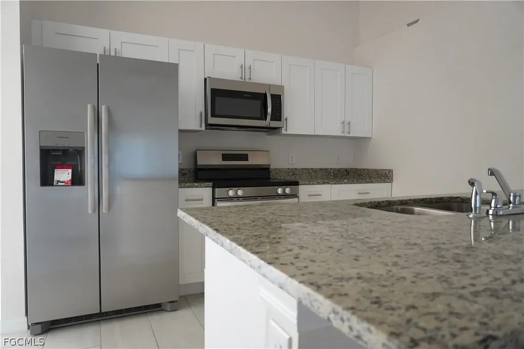 4351 Country Club Boulevard Cape Coral FL 33904