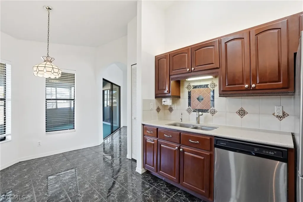 3218 Santa Barbara Boulevard N Cape Coral FL 33993