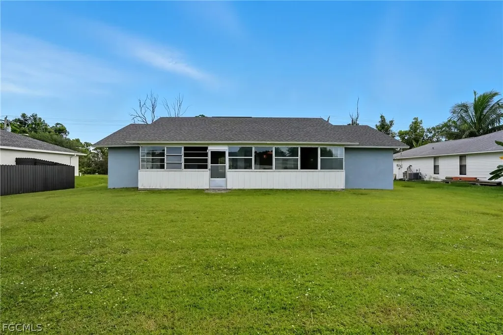 3218 Santa Barbara Boulevard N Cape Coral FL 33993