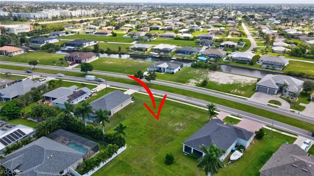 2536 Surfside Boulevard Cape Coral FL 33914