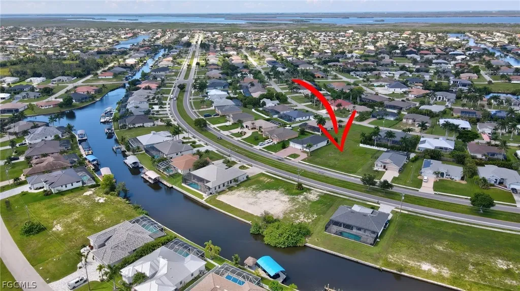 2536 Surfside Boulevard Cape Coral FL 33914