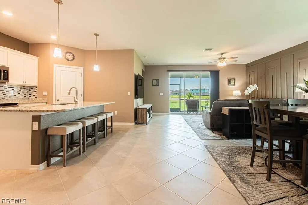 3943 E Hampton Circle Alva FL 33920