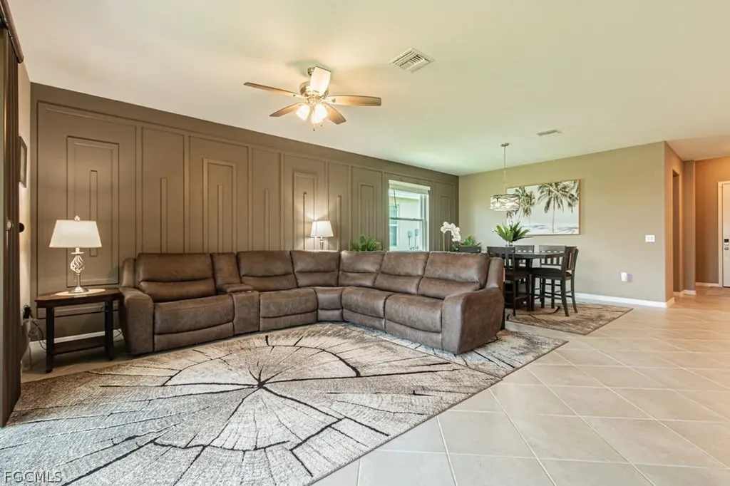 3943 E Hampton Circle Alva FL 33920