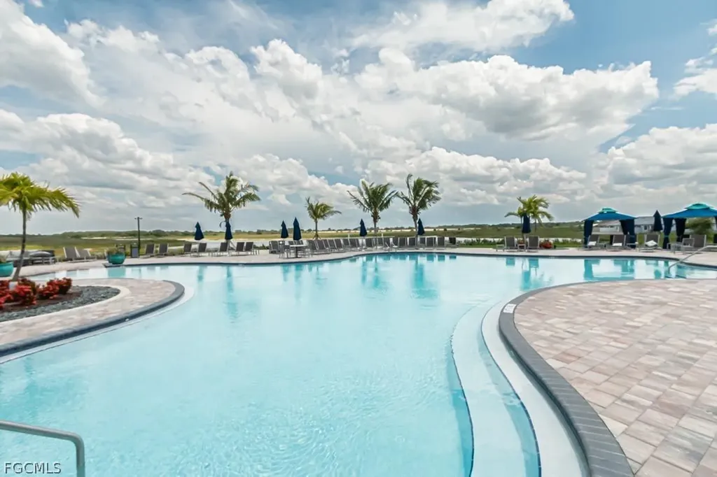 3943 E Hampton Circle Alva FL 33920