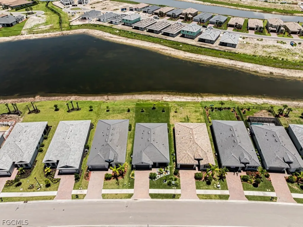 3943 E Hampton Circle Alva FL 33920