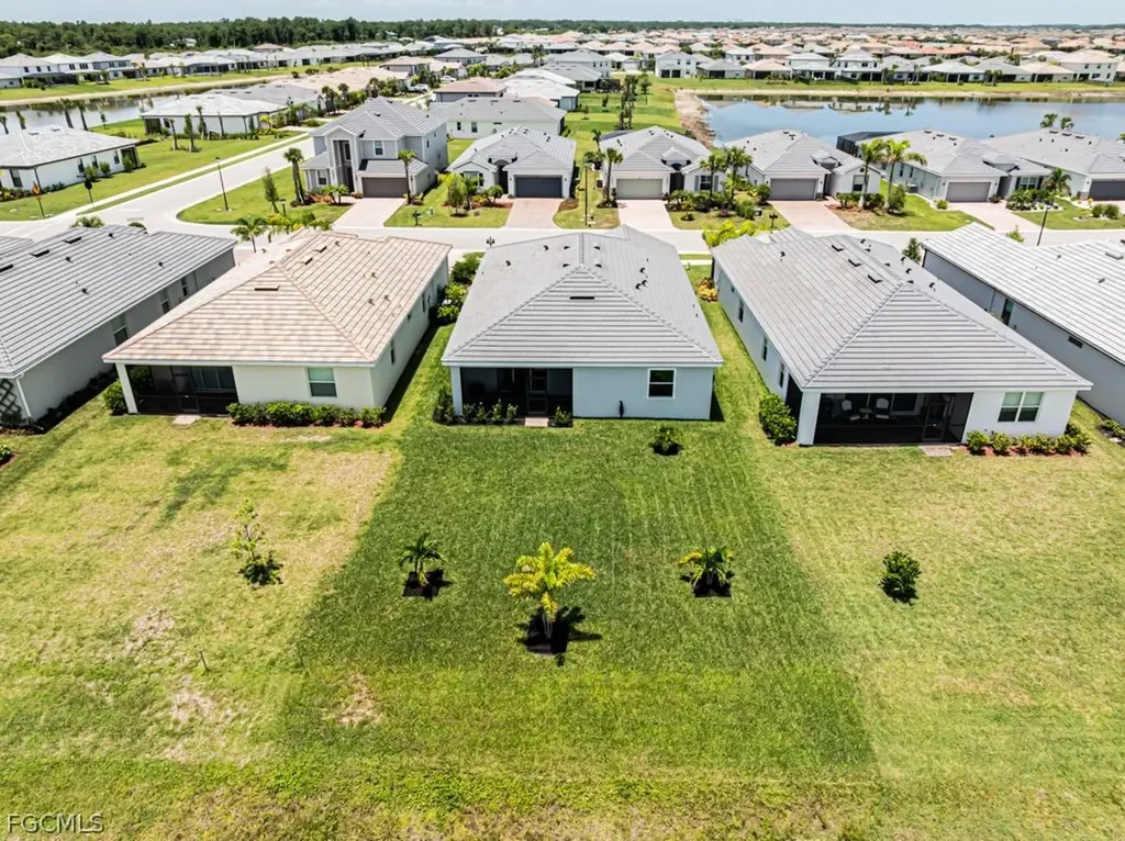 3943 E Hampton Circle Alva FL 33920