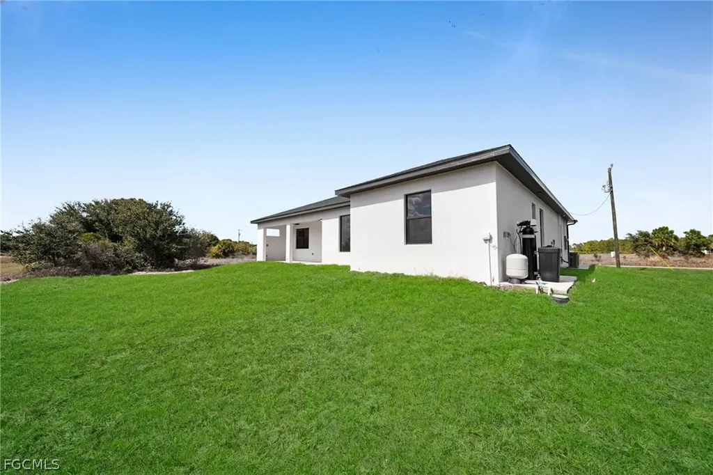 538 Raintree Street E Lehigh Acres FL 33974