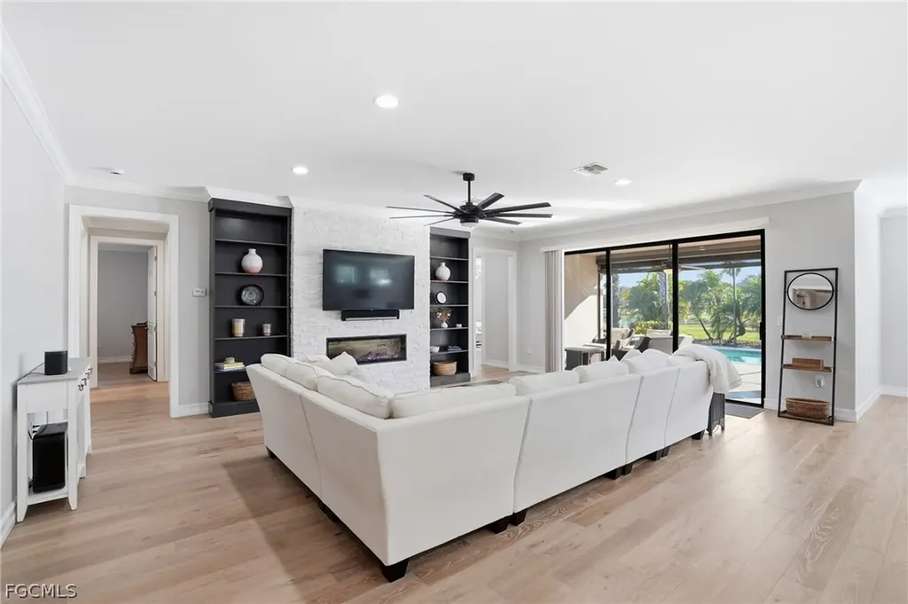 11001 Castlereagh Street Fort Myers FL 33913