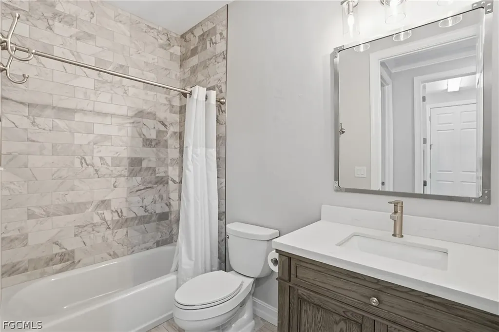 11001 Castlereagh Street Fort Myers FL 33913