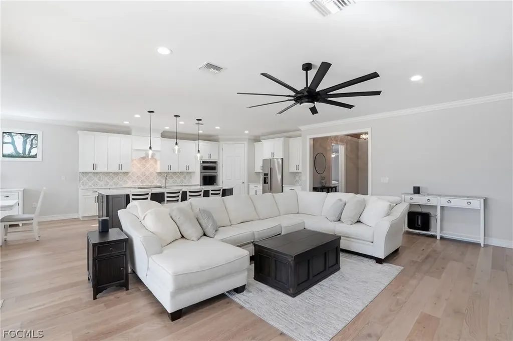 11001 Castlereagh Street Fort Myers FL 33913