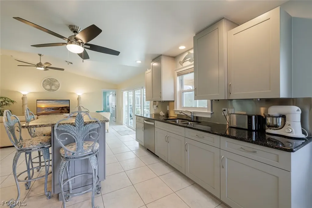 4313 SW 26th Avenue Cape Coral FL 33914