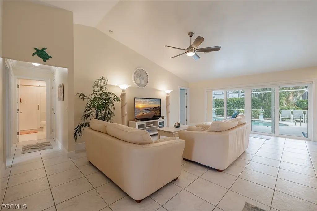 4313 SW 26th Avenue Cape Coral FL 33914