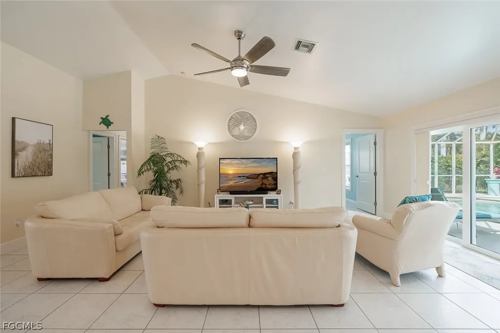 4313 SW 26th Avenue Cape Coral FL 33914