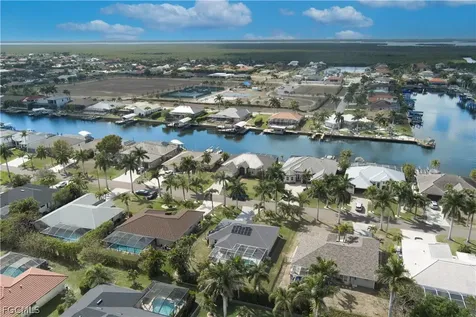 4313 SW 26th Avenue Cape Coral FL 33914