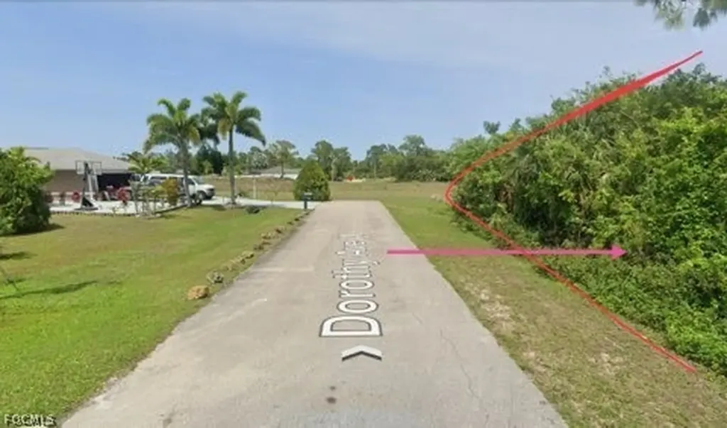 1106 Dorothy Avenue N Lehigh Acres FL 33971